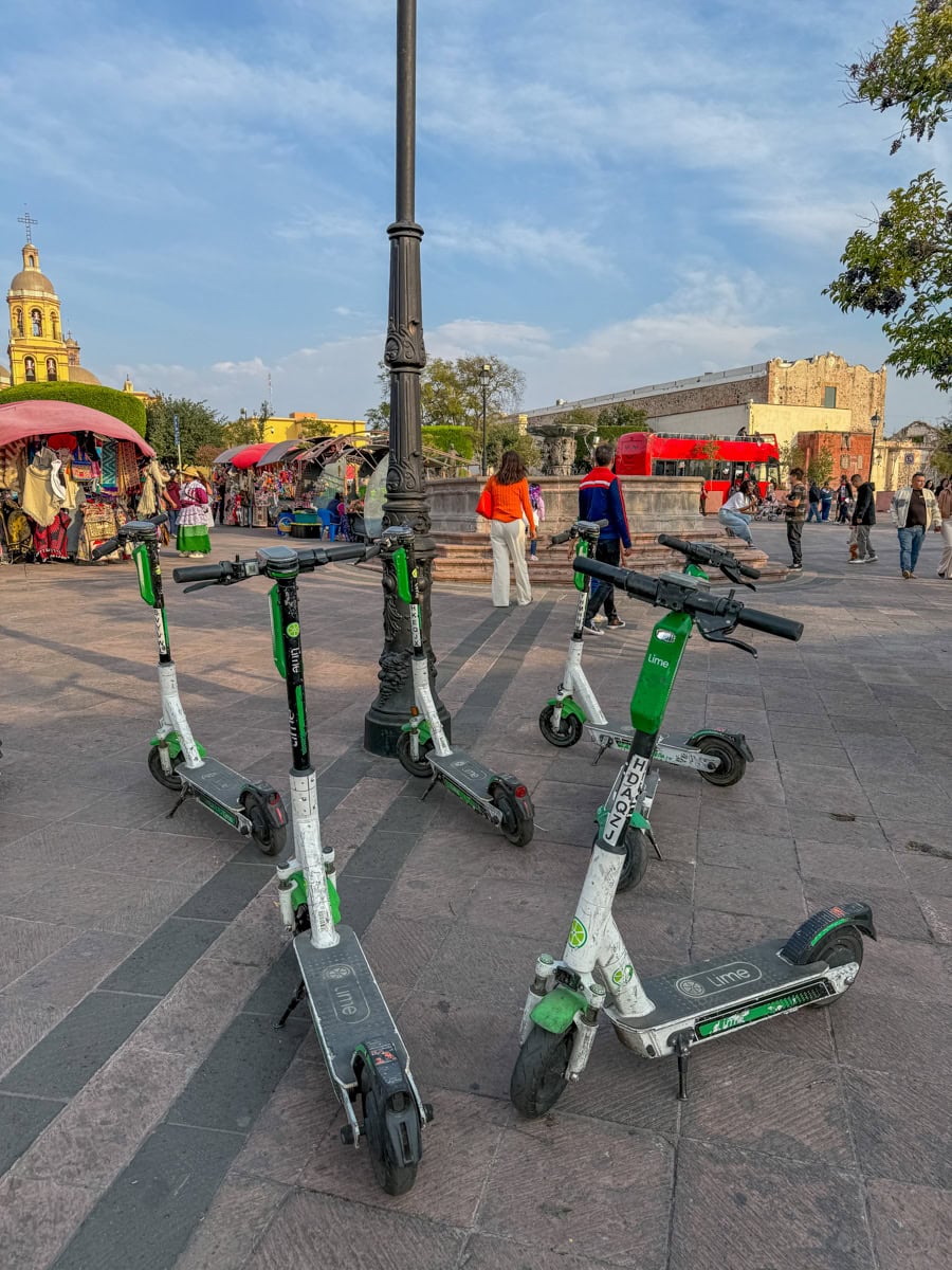 Scooters in Plaza Fundadores, Querétaro