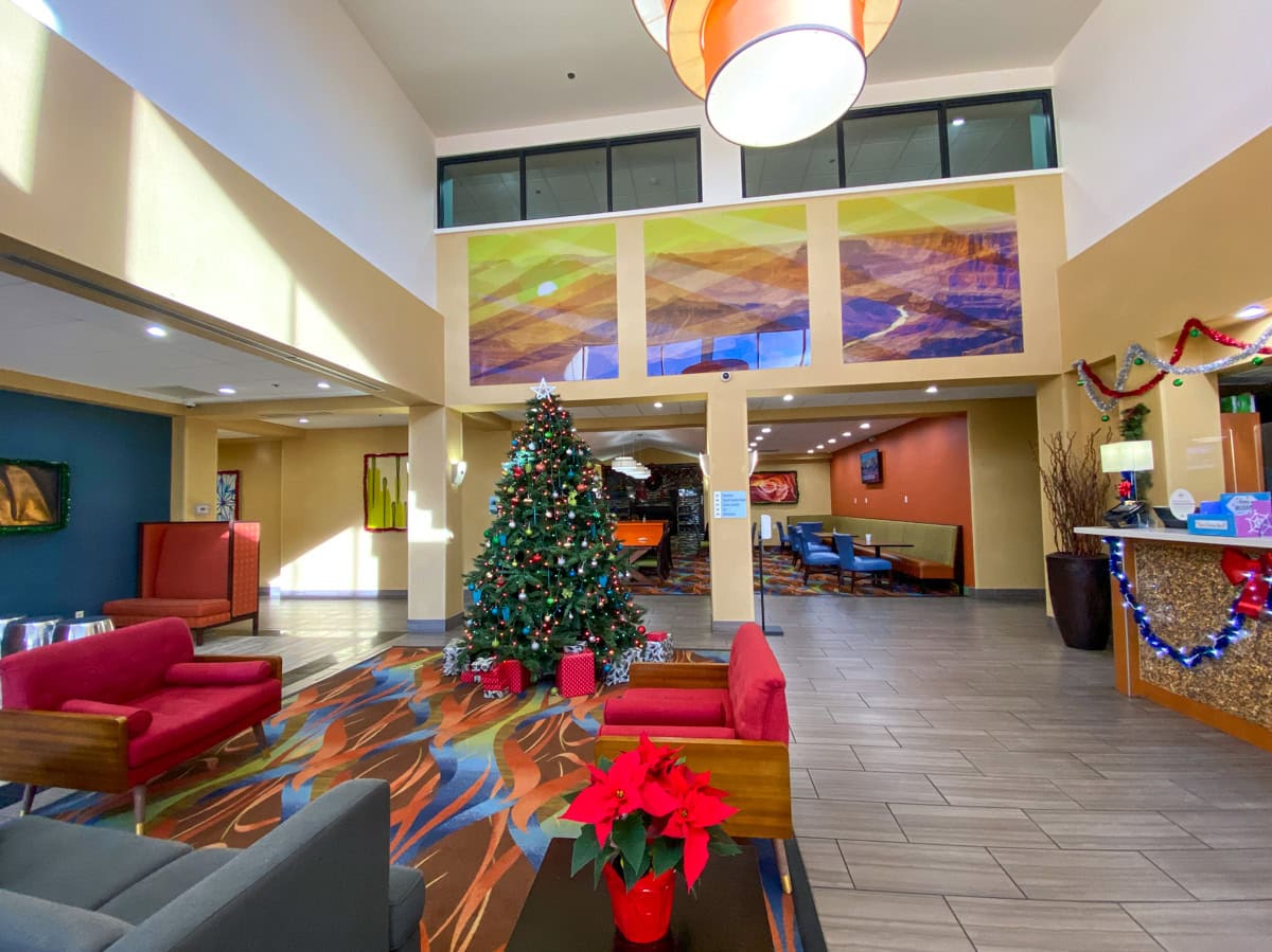Holiday Inn Express Flagstaff lobby during the holiday season