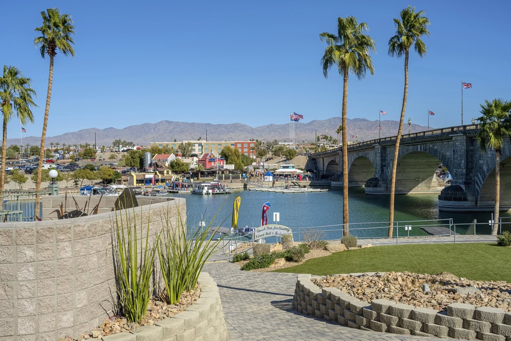 London Bridge on Lake Havasu in Lake Havasu City